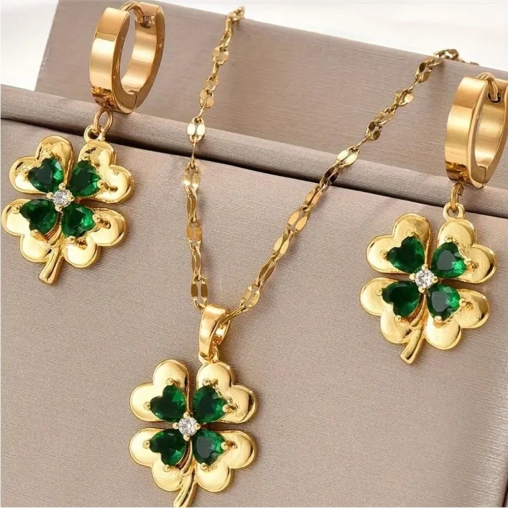 Gold Plated Stainless Steel Cubic Zirconia Green Clover Necklace Earrings Set